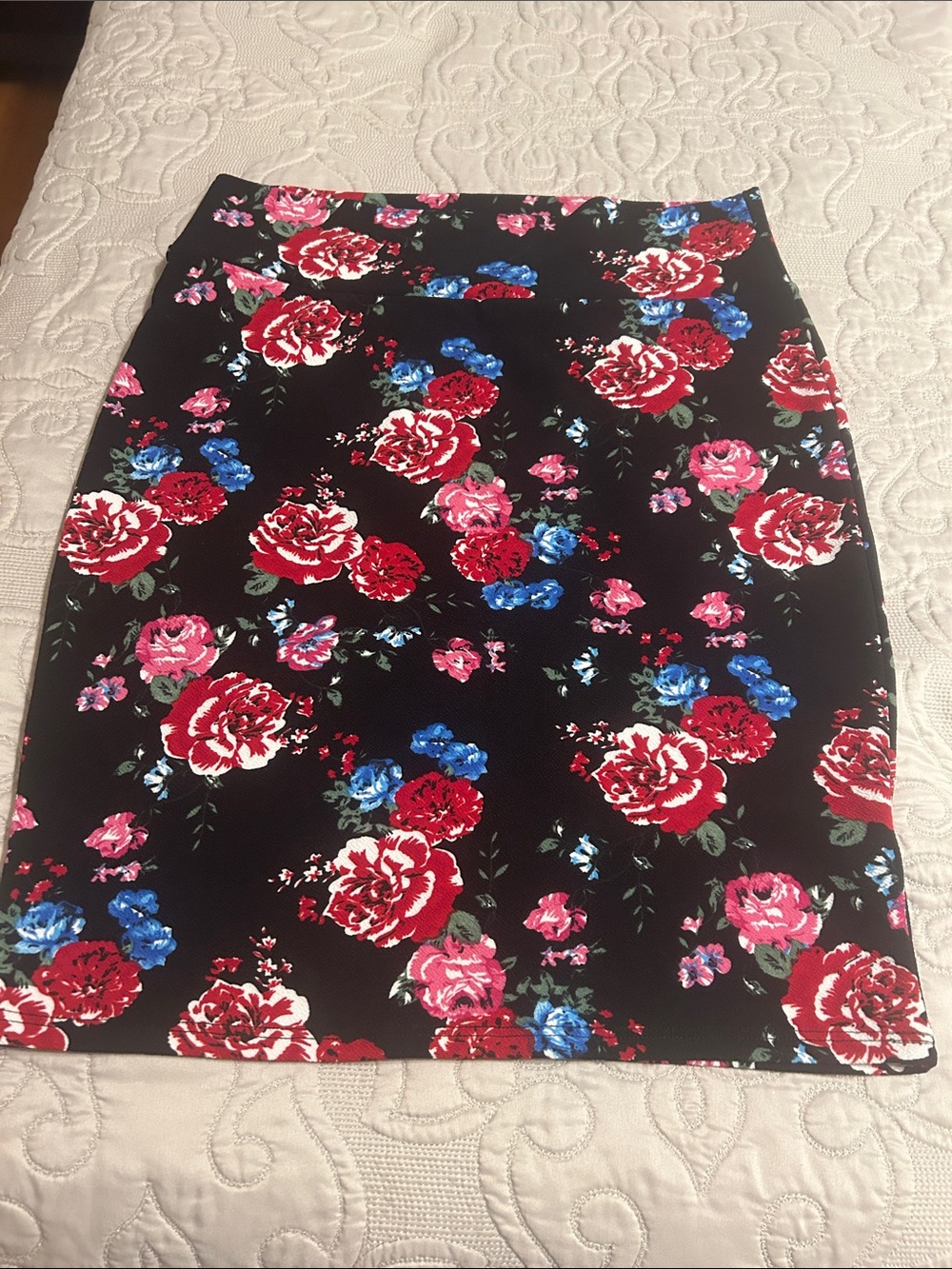 LuLaRoe Cassie Black Pencil Skirt with Red, Pink & Blue Floral Pattern